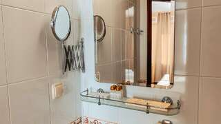 Гостиница Конаково Конаково Улучшенный двухместный номер первой категории-10