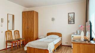 Гостиница Конаково Конаково Стандартный трехместный номер третьей категории-6