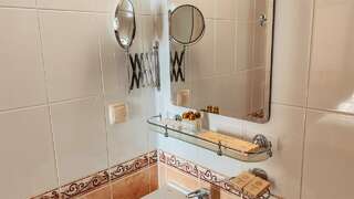 Гостиница Конаково Конаково Улучшенный двухместный номер первой категории-12