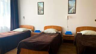 Гостиница Конаково Конаково Стандартный пятиместный двухкомнатный третьей категории-10