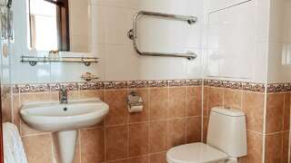 Гостиница Конаково Конаково Улучшенный двухместный номер первой категории-11