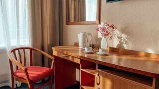 Гостиница Конаково Конаково Улучшенный двухместный номер с раздельными кроватями первой категории-6