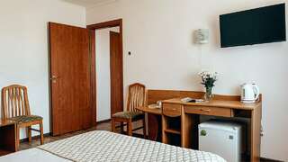 Гостиница Конаково Конаково Семейный трехместный третьей категории-3